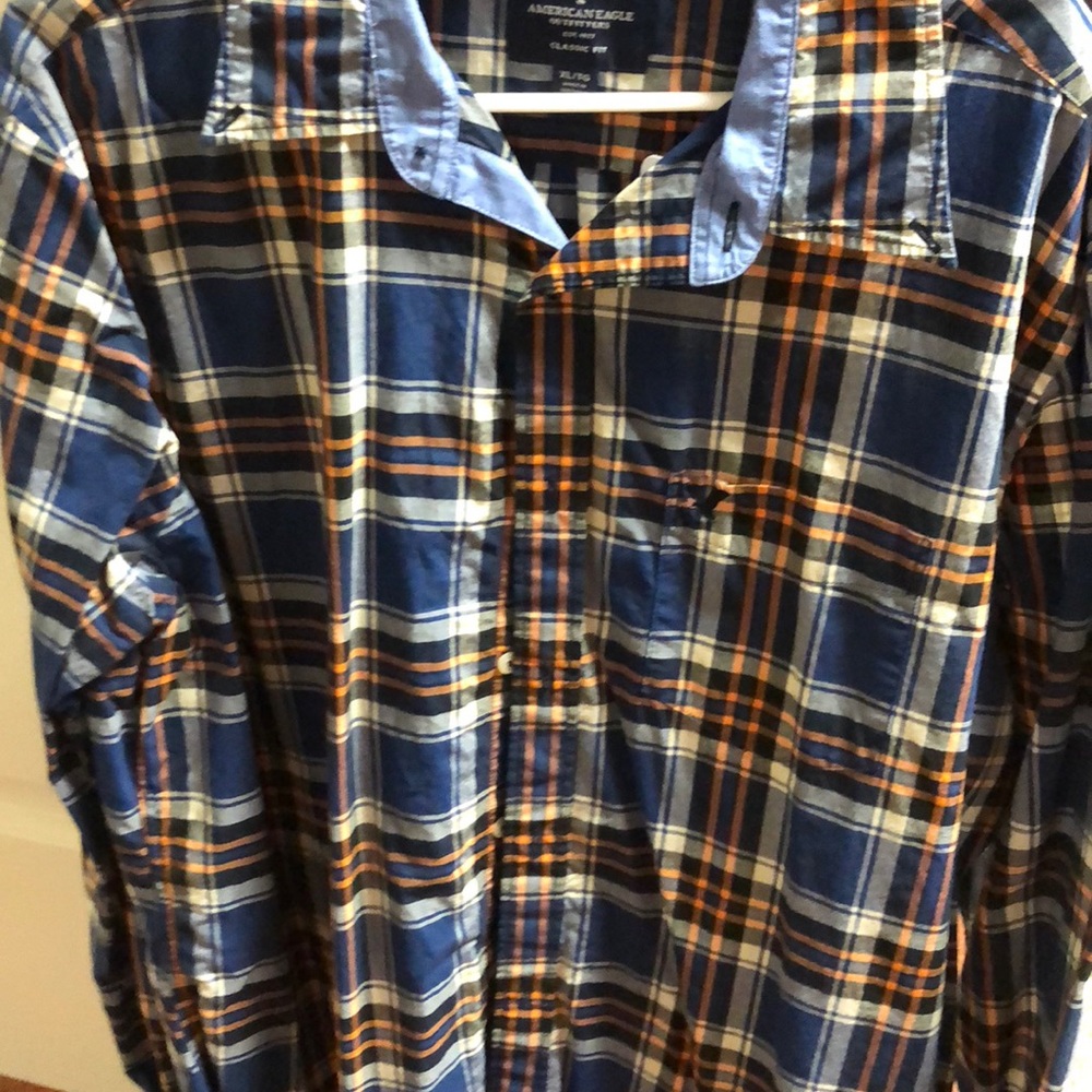American eagle long sleeve button up